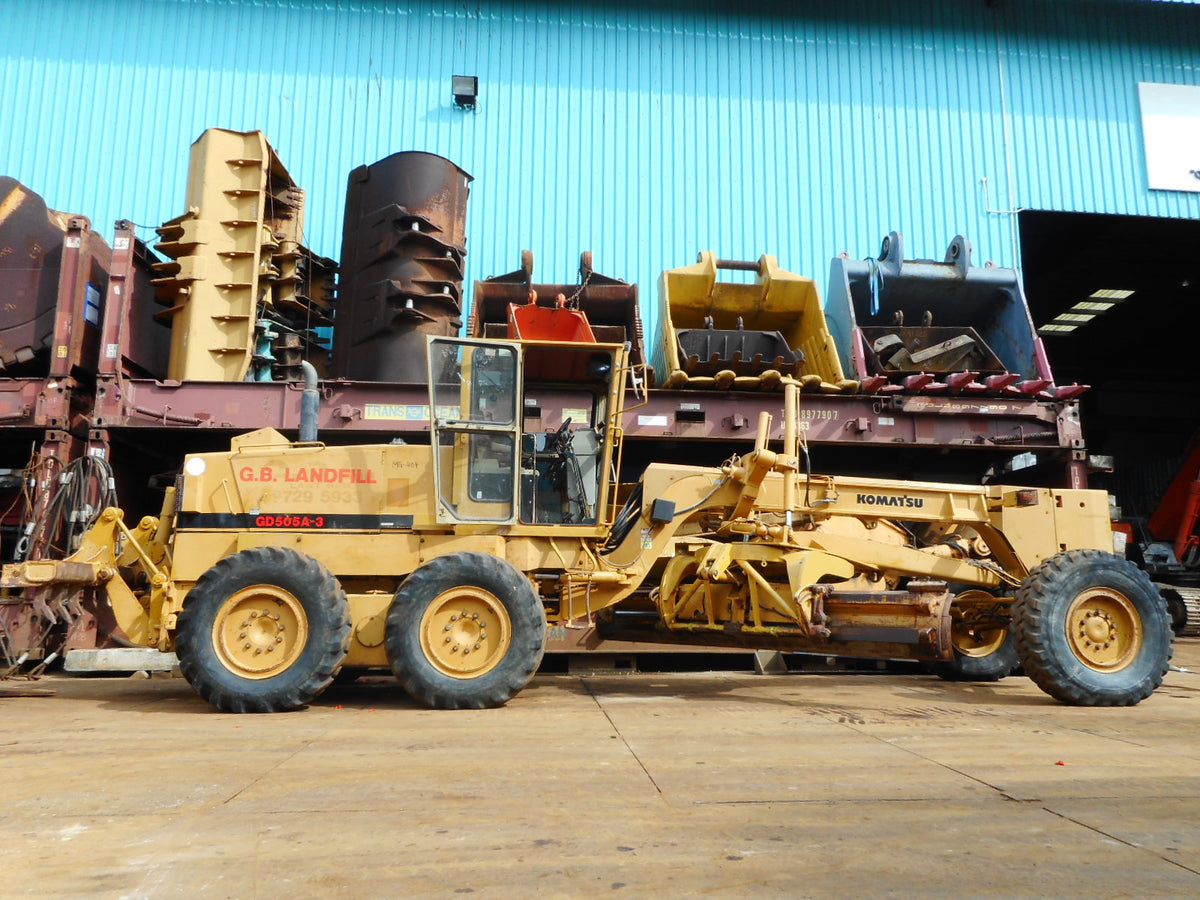 Komatsu DG605A Grader Diapet Yonezawa 1:50 – Stock Ancien – MIB