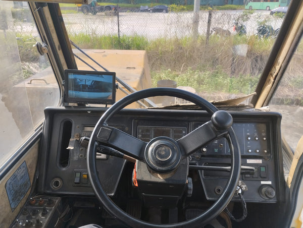 KATO ROUGH TERRAIN CRANE KR-25H-V3 - (RTC25-007)