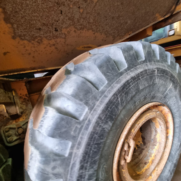 VOLVO DUMP TRUCK A40G - (DT-421)