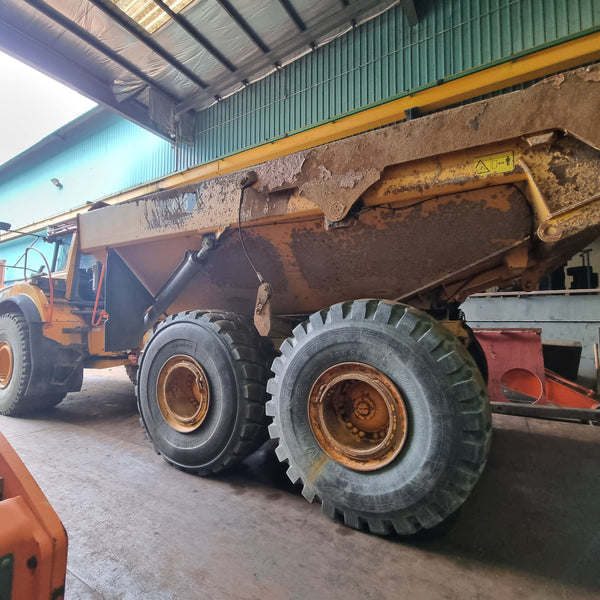 VOLVO DUMP TRUCK A40G - (DT-421)