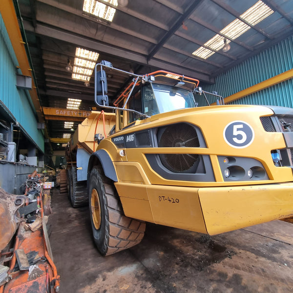 VOLVO DUMP TRUCK A40G - (DT-421)