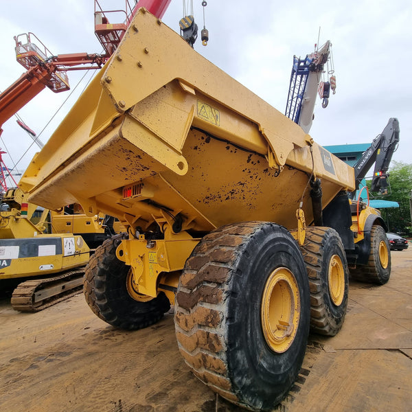 VOLVO DUMP TRUCK A40G - (DT-424)