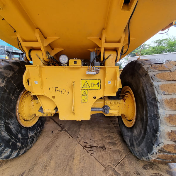 VOLVO DUMP TRUCK A40G - (DT-424)