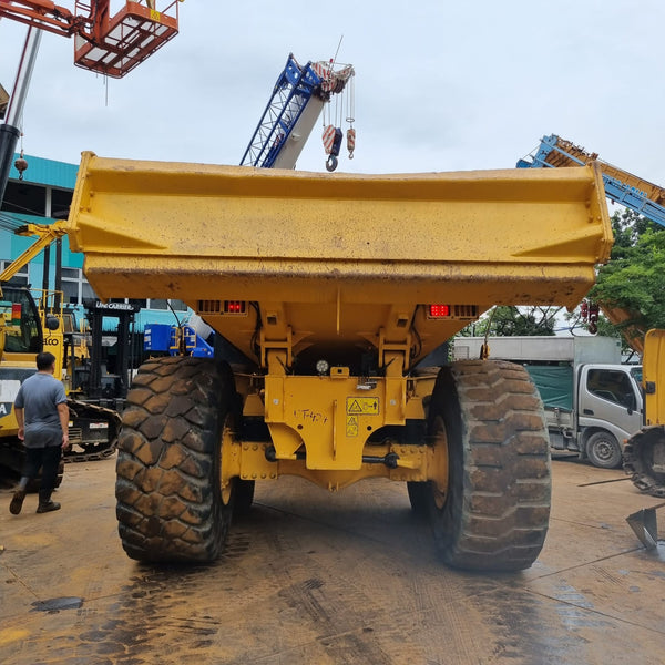 VOLVO DUMP TRUCK A40G - (DT-424)