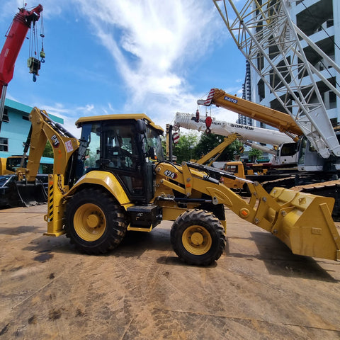 CATERPILLAR BACKHOE LOADER 424 - (BL-017)