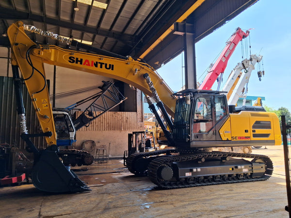 BRAND NEW SHANTUI EXCAVATOR SE335LCW (ESE335-001)