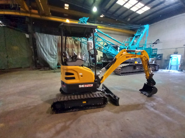 BRAND NEW SHANTUI EXCAVATOR SE17SR (ME-212)