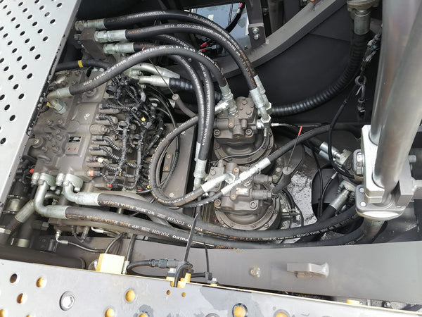 VOLVO EXCAVATOR EC550EL - (EV550-001)
