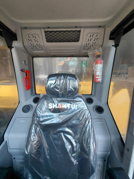 BRAND NEW SHANTUI EXCAVATOR SE215W