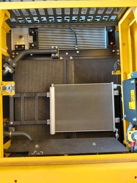 BRAND NEW SHANTUI EXCAVATOR SE215W