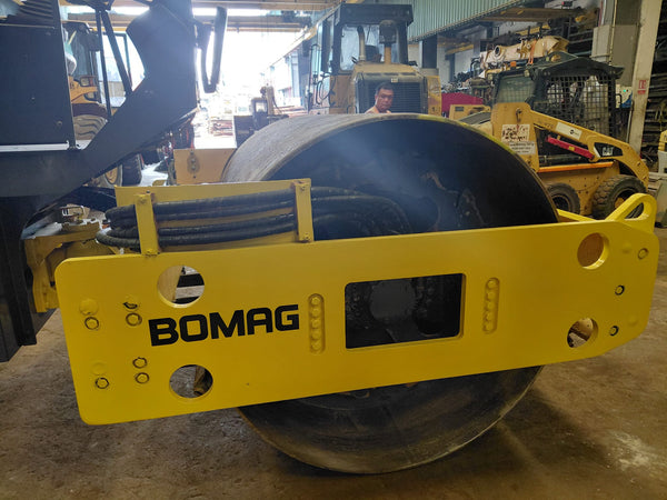 BOMAG VIBRATORY ROLLER BW211D-40 - (VR-340)