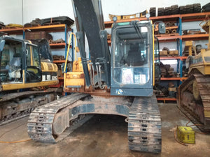 VOLVO EXCAVATOR EC200D - (EV200-002)