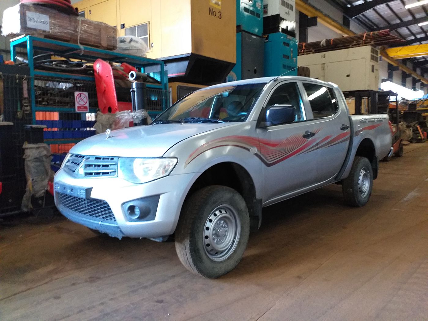 MITSUBISHI PICKUP L200 - (PU-065)