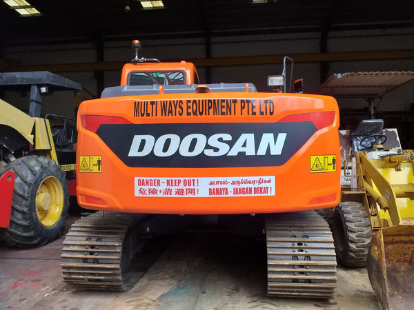 DOOSAN EXCAVATOR DX140LCA - (ED140-002)