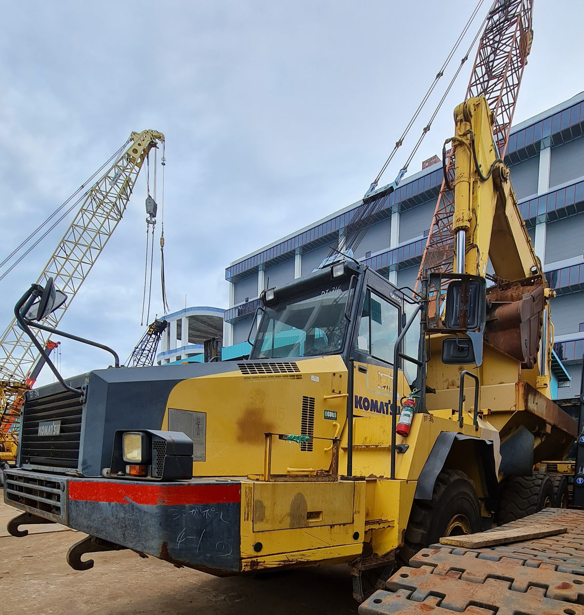 KOMATSU DUMP TRUCK HM350-2 - (DT-316) – Multi Ways