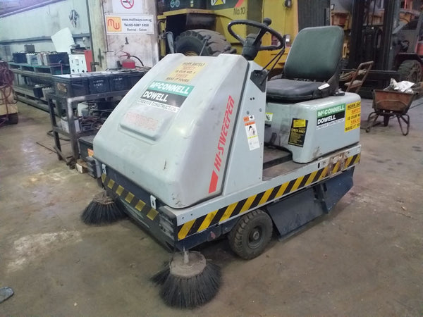 TOYOTA SKID LOADER 2QB12 - (SL-049)