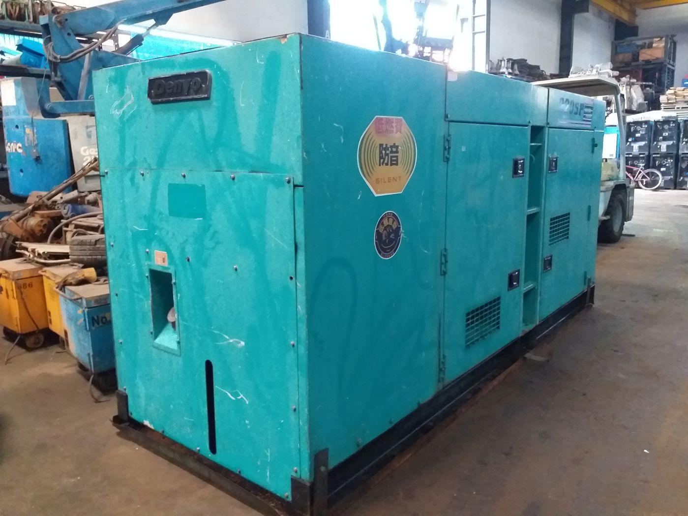 DENYO GENERATOR DCA-220SPM II - (G200-275)