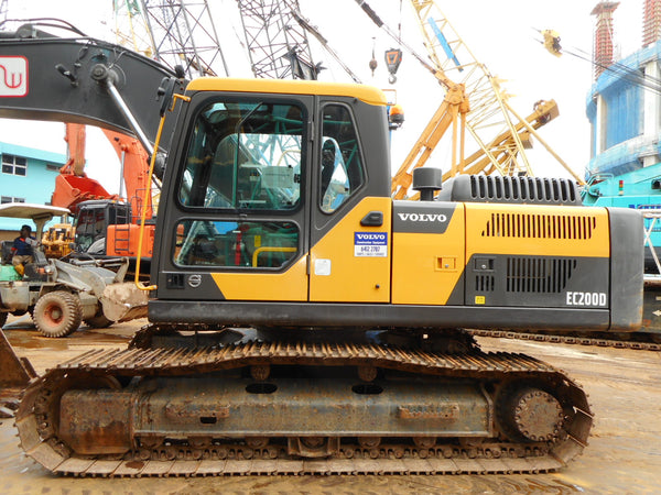 VOLVO EXCAVATOR EC200D - (EV200-003)