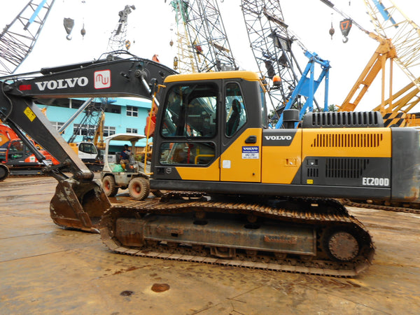 VOLVO EXCAVATOR EC200D - (EV200-003)