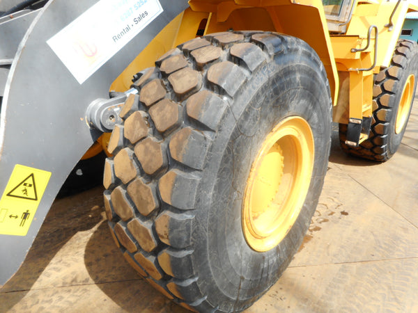 VOLVO WHEEL LOADER L105 - (VWL105-007)