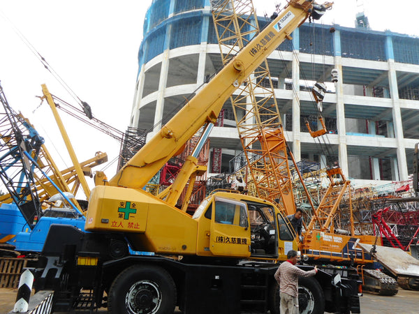 TADANO ROUGH TERRAIN CRANE GR-250N - (MCGR250-317)