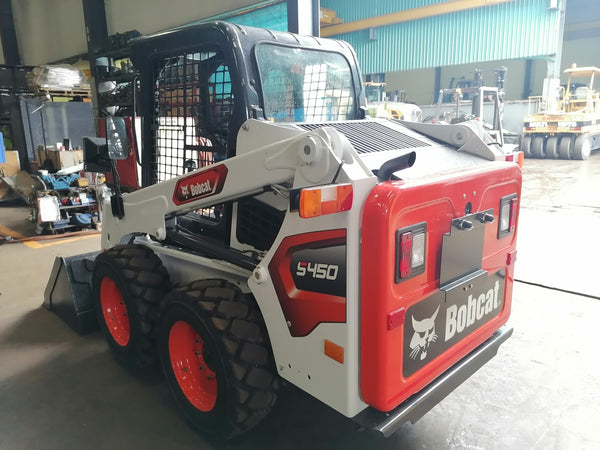 BOBCAT SKID LOADER S450 - (SL-056)