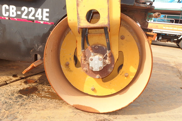 CATERPILLAR VIBRATORY TANDEM DRUM ROLLER CB-224E - (VR-144)