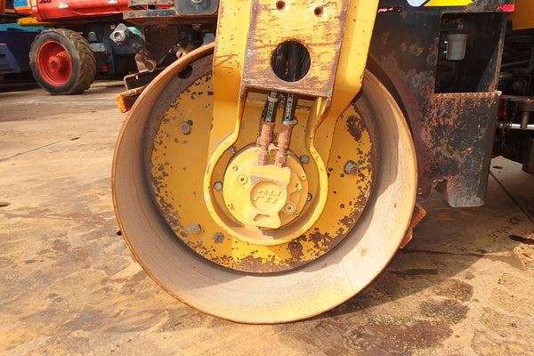 CATERPILLAR VIBRATORY TANDEM DRUM ROLLER CB-224E - (VR-144)