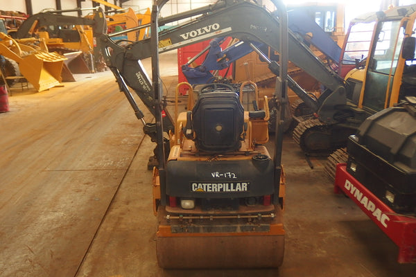 CATERPILLAR VIBRATORY TANDEM DRUM ROLLER CB-224E - (VR-172)