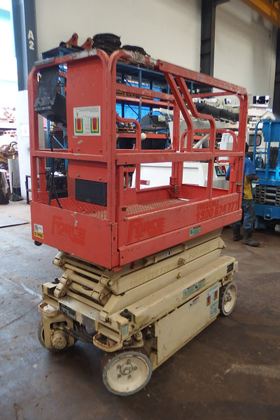 JLG SCISSOR LIFT 1932E2 - (ML-276)