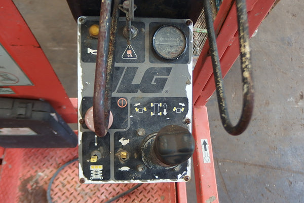 JLG SCISSOR LIFT 1932E2 - (ML-276)