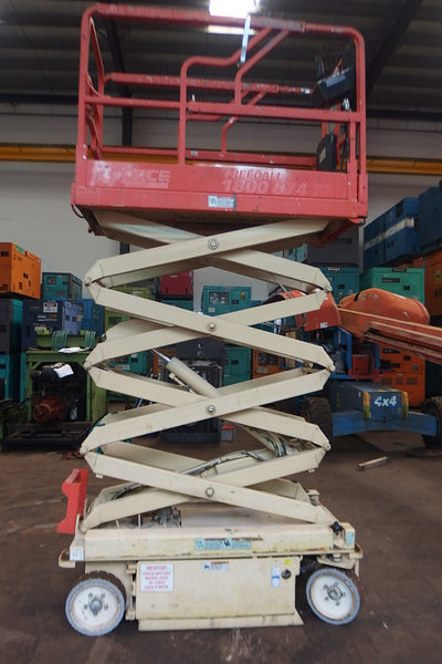 JLG SCISSOR LIFT 1932E2 - (ML-276)