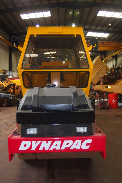 DYNAPAC VIBRATORY TANDEM DRUM ROLLER CC211 - (VR-231)