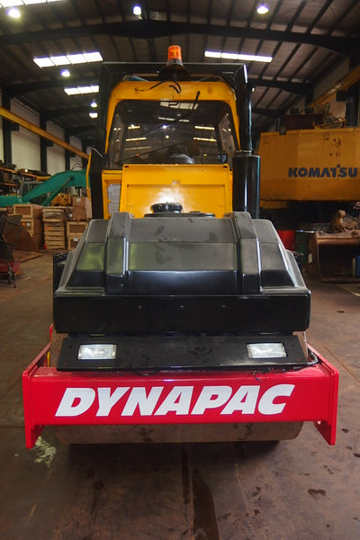 DYNAPAC VIBRATORY TANDEM DRUM ROLLER CC211 - (VR-231)