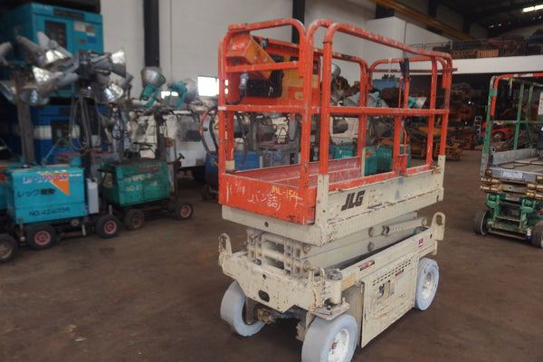 JLG SCISSOR LIFT CM-1432 - (ML-154)
