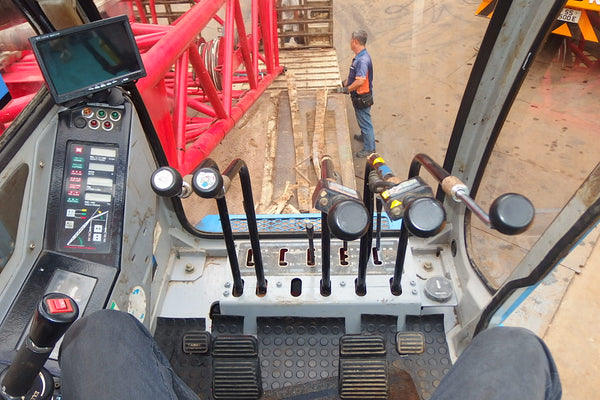 SUMITOMO CRAWLER CRANE SC800-2 - (CCCR-256)