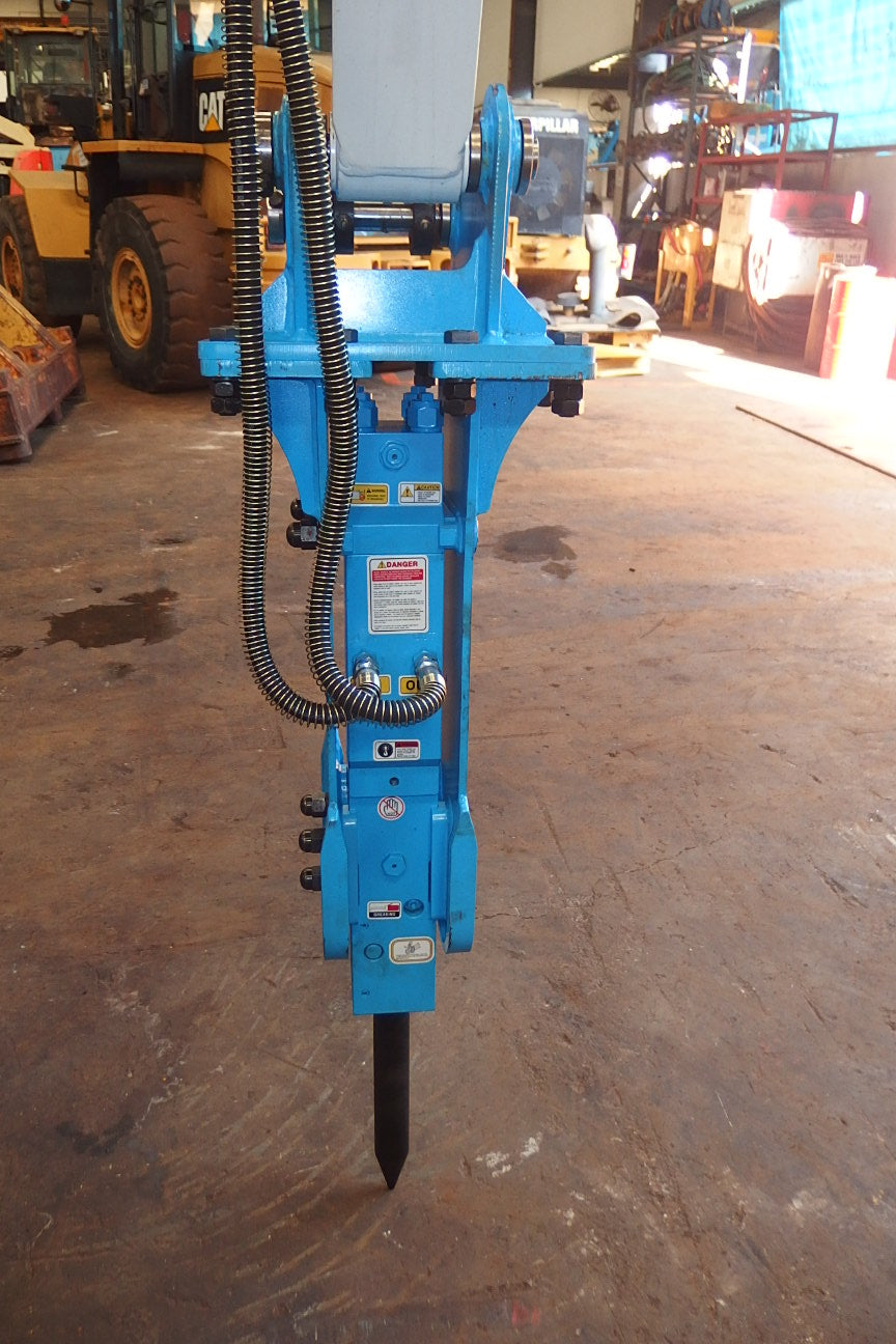 A'ONE HYDRAULIC BREAKER AB305 - (HB-235)