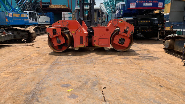 DYNAPAC VIBRATORY TANDEM DRUM ROLLER CC224HF - (VR-323)