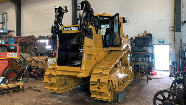 CATERPILLAR BULLDOZER D8T - (BD8-093)